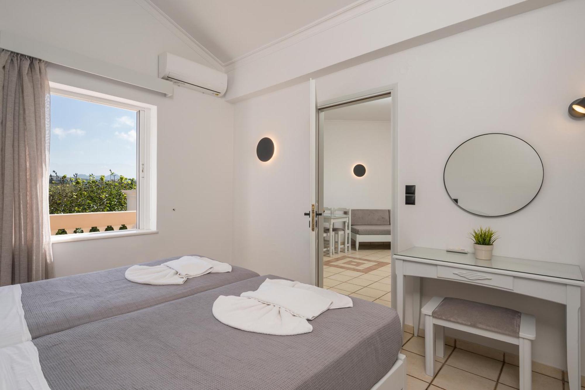 Hotel Caretta Beach Gerani  Exterior foto